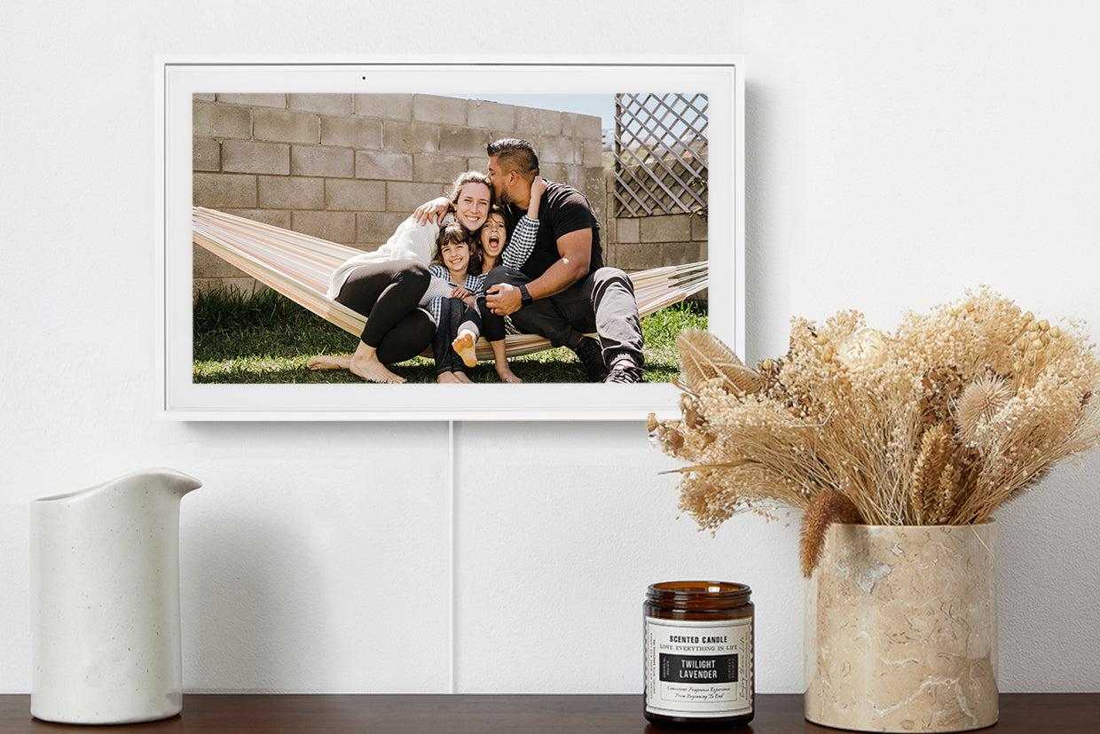 Calendar Plus Skylight Frame Canada calendar-plus-skylight-frame-canada